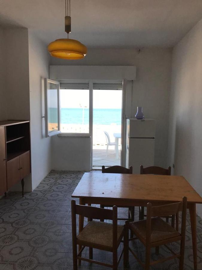 포르토 포텐자 피세나 Virgola Zero Holiday Beach 아파트 외부 사진